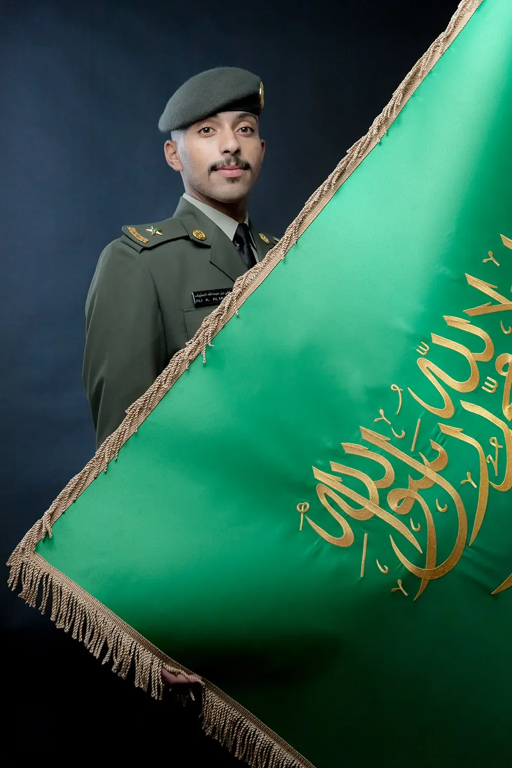 بورتريه عسكري ورسمي — صورة 2